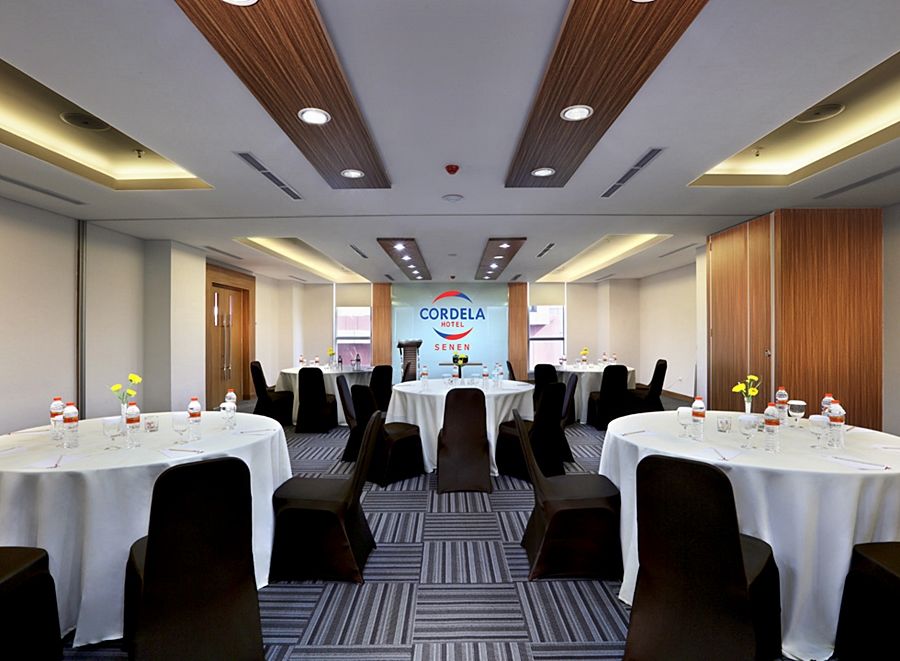 Cordela Senen Jakarta Exterior photo